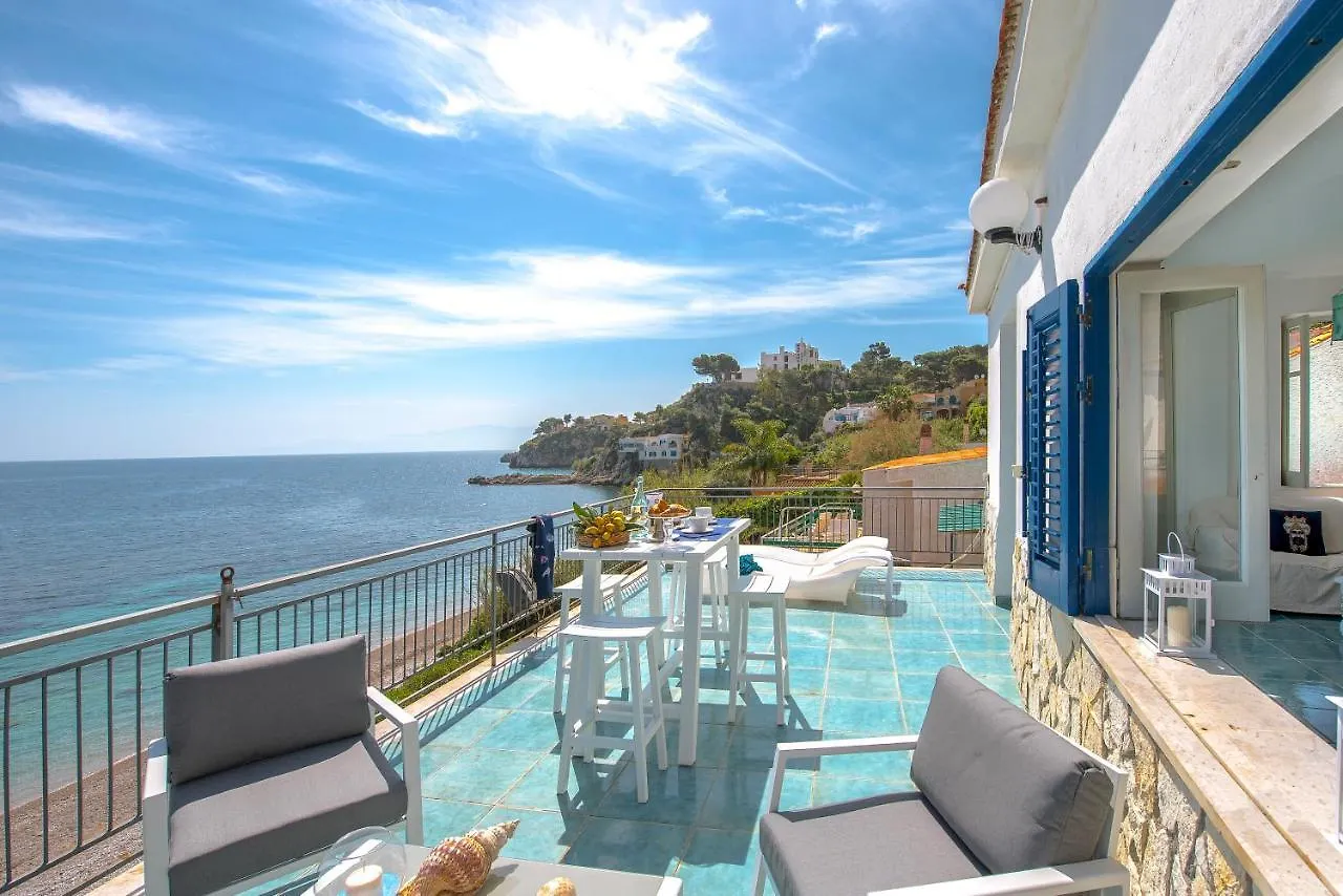 Dimore Di Mare - Beachfront Apartments Santa Flavia