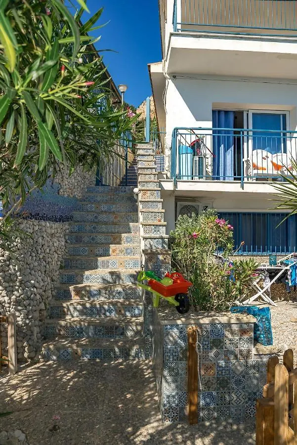 Dimore Di Mare - Beachfront Apartments Santa Flavia Holiday home