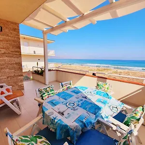  Apartament Castellammare