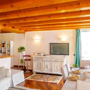  Apartment Piccolo Antico Italy
