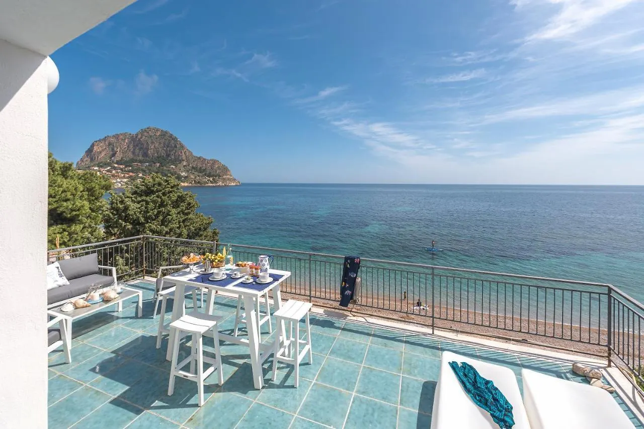 Dimore Di Mare - Beachfront Apartments Santa Flavia Italien
