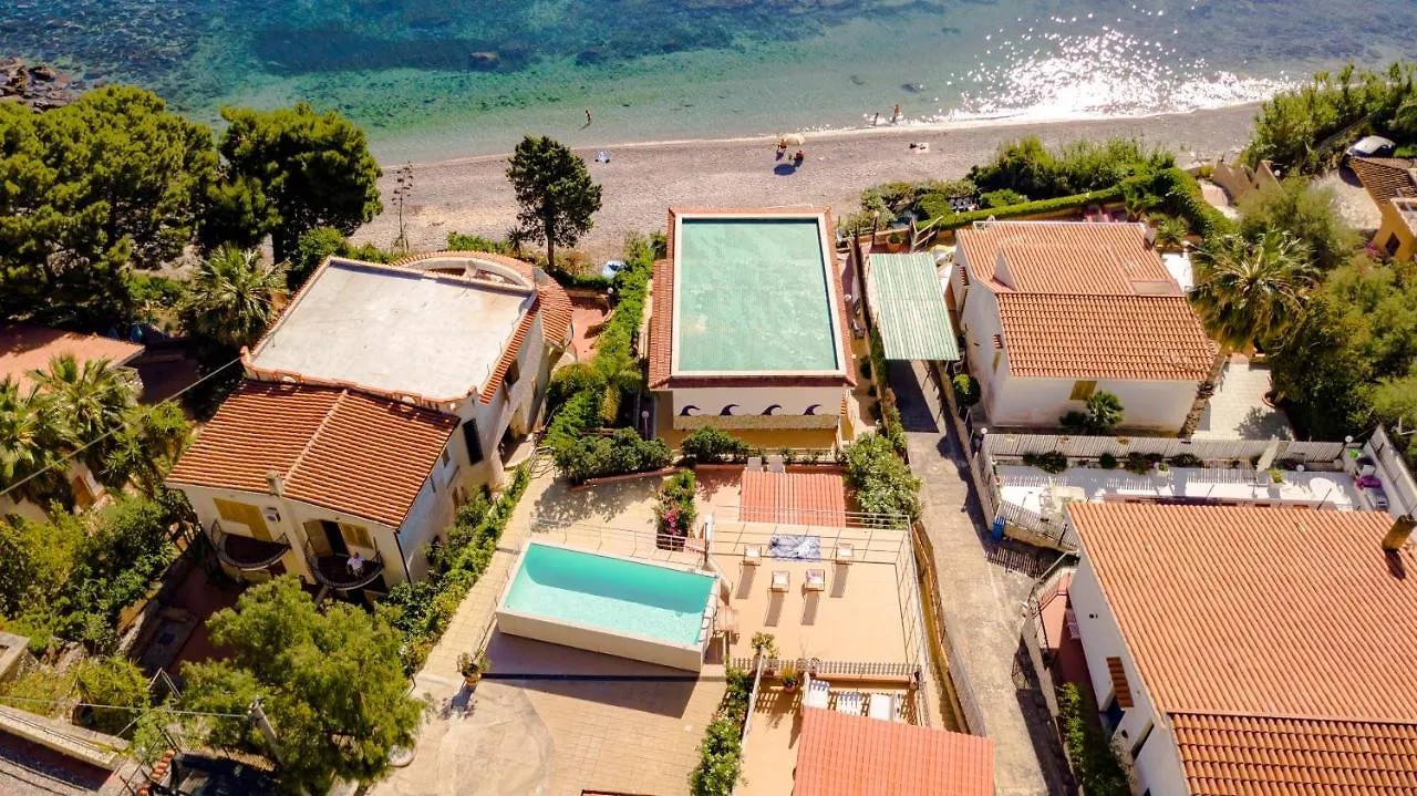 Holiday home Dimore Di Mare - Beachfront Apartments Santa Flavia