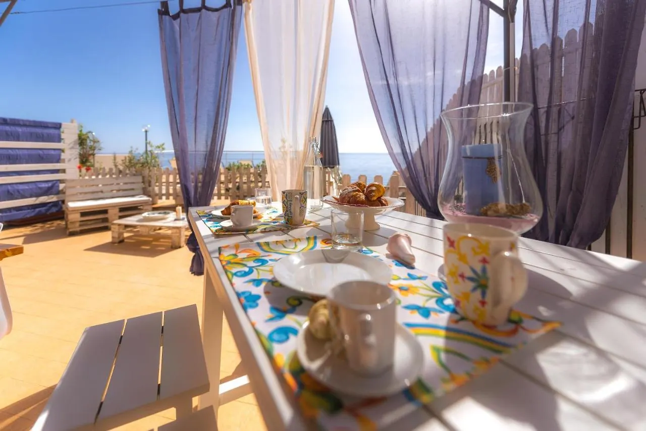 Ferienhaus Dimore Di Mare - Beachfront Apartments Santa Flavia