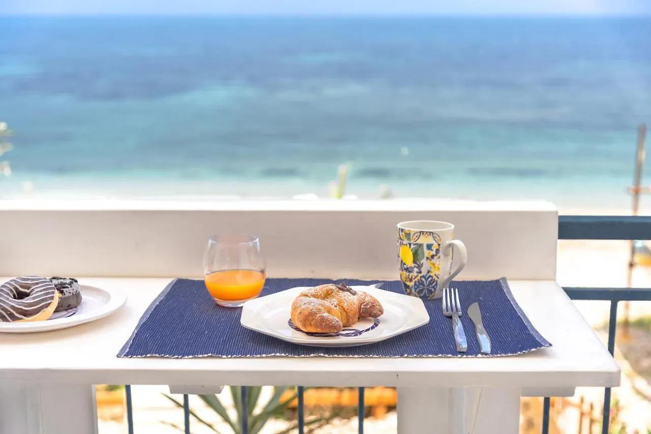 Holiday home Dimore Di Mare - Beachfront Apartments Santa Flavia