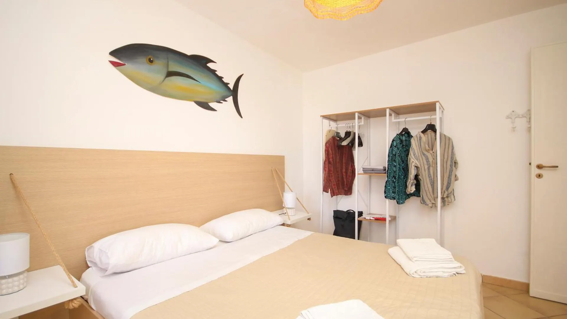 Dimore Di Mare - Beachfront Apartments Santa Flavia Italy